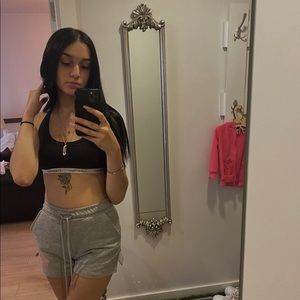 Meet your Posher, Esma